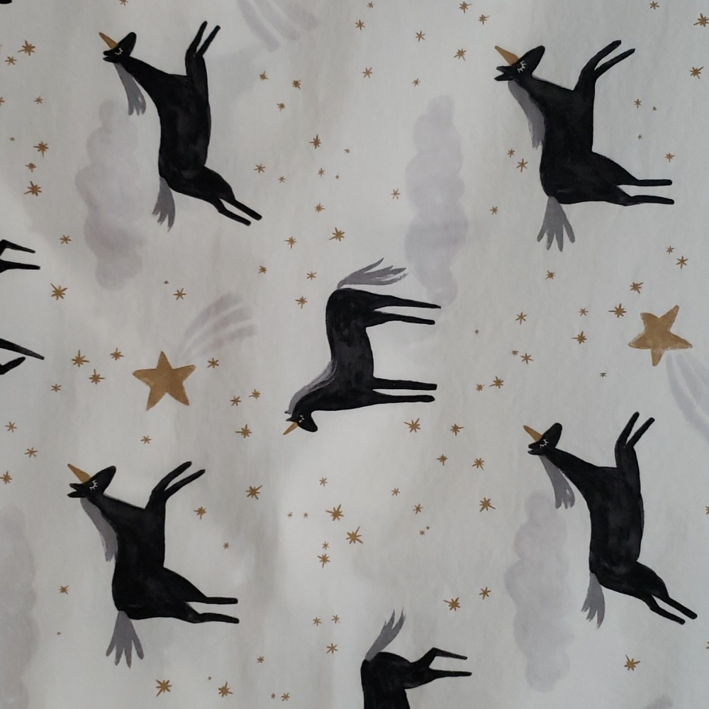 Pottery Barn Kids Modern Baby Crib/Toddler Sheet - Picture 3 of 5